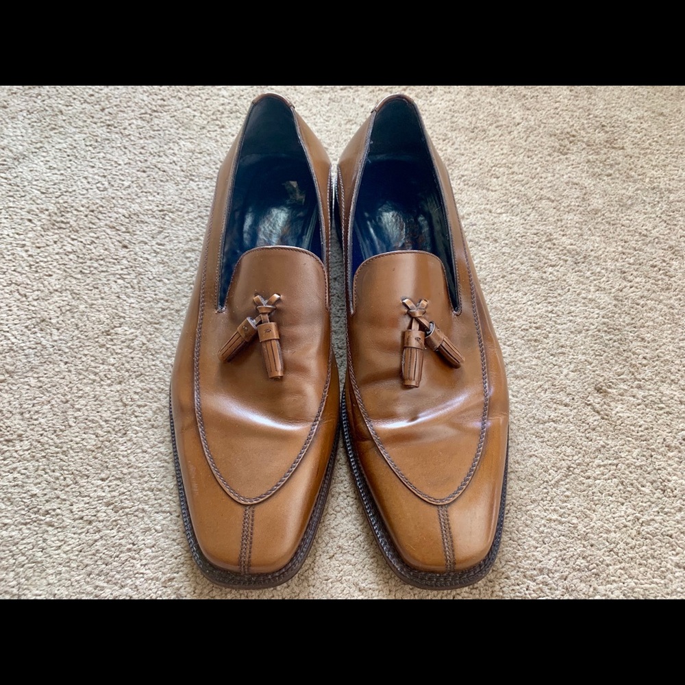 salvatore ferragamo classic tassel loafers